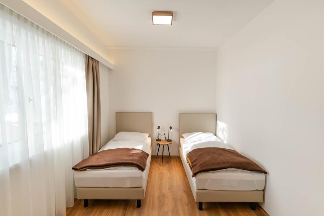 Waldrand Apartments 람자우 암 다흐스타인 외부 사진