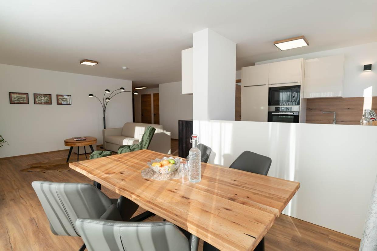 Waldrand Apartments 람자우 암 다흐스타인 외부 사진