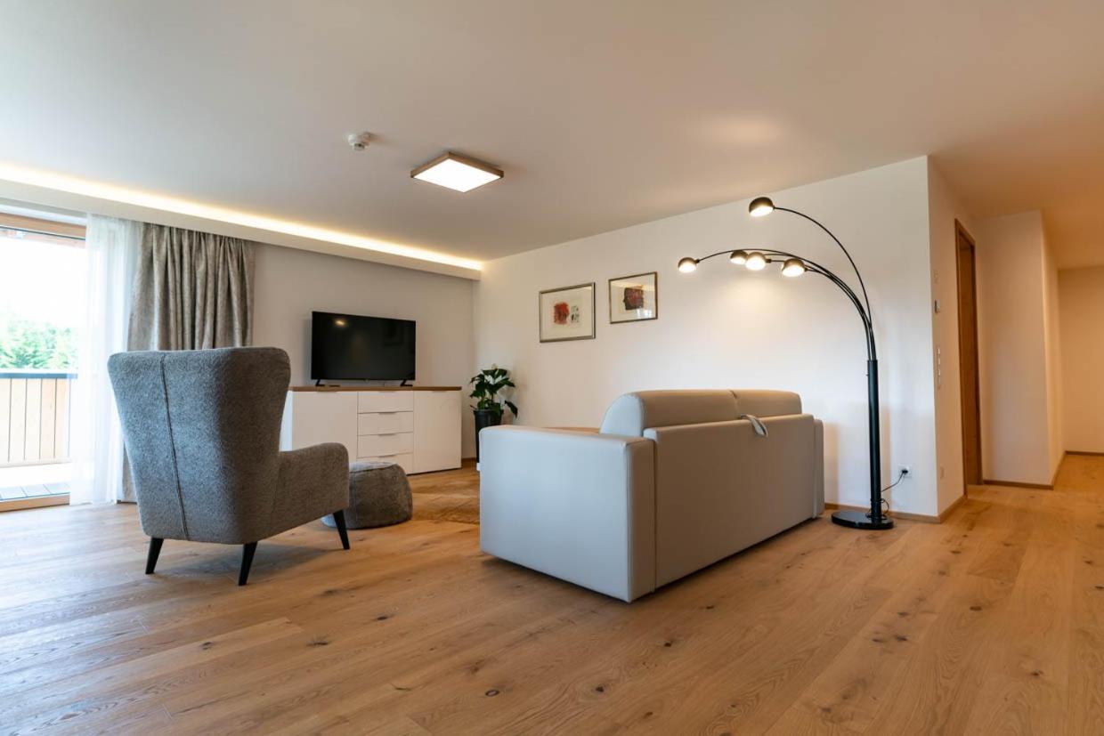 Waldrand Apartments 람자우 암 다흐스타인 외부 사진